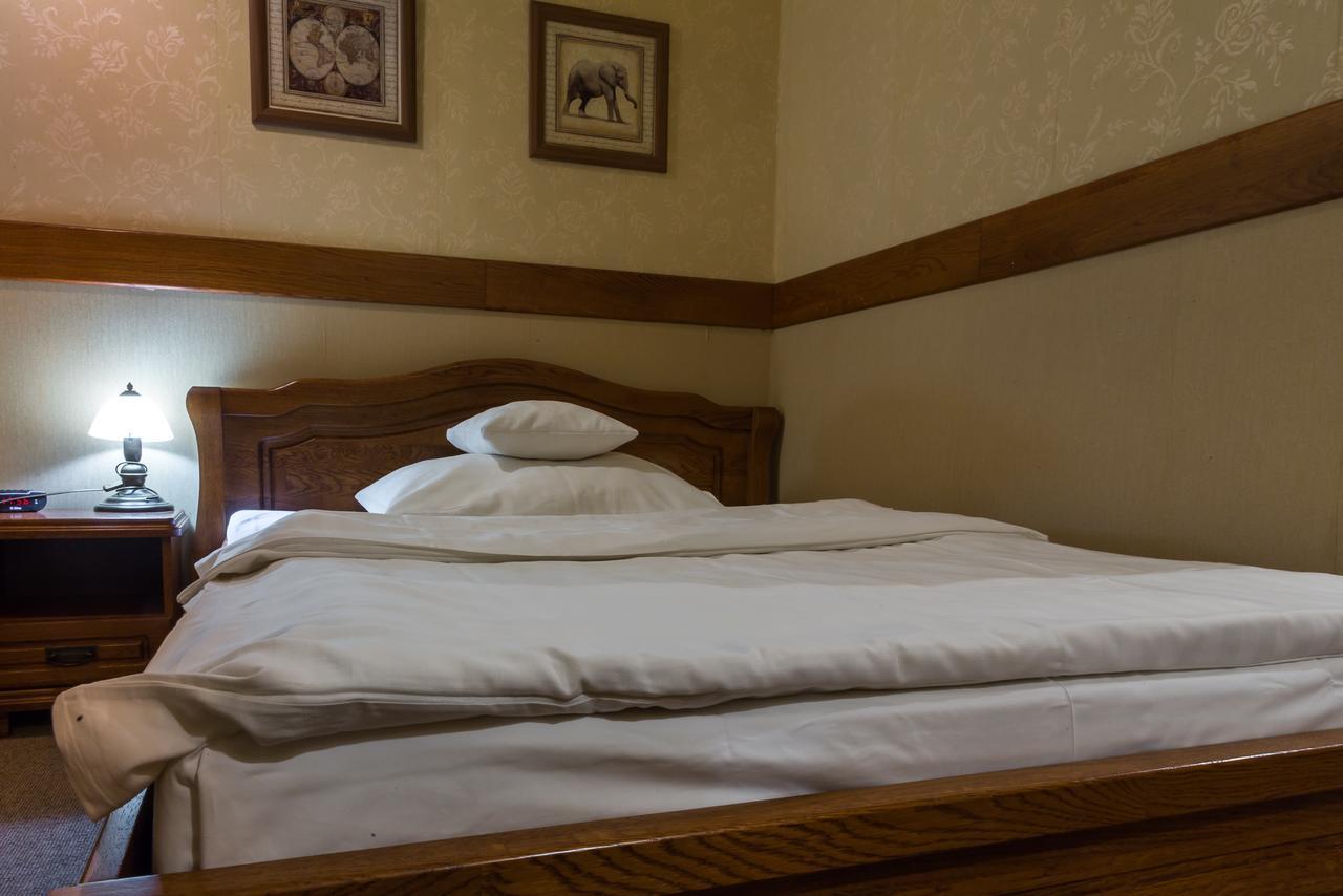 Hotel Staromiejski Krasnystaw Extérieur photo