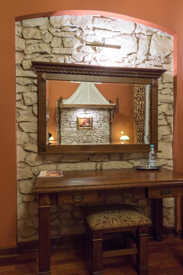 Hotel Staromiejski Krasnystaw Extérieur photo